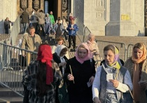 В Москву привезли мощи святителя Спиридона Тримифунтского, которому верующие молятся о деньгах, работе, жилье и помощи в сложных жизненных ситуациях