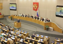 Несмотря на принятый в июле 2025 года Госдумой РФ закон, запрещающий изображение храмов и других объектов традиционных религий России без их религиозных символов (в частности, крестов на православных храмах), крестопад регулярно обнаруживается в разных регионах РФ в том или ином виде