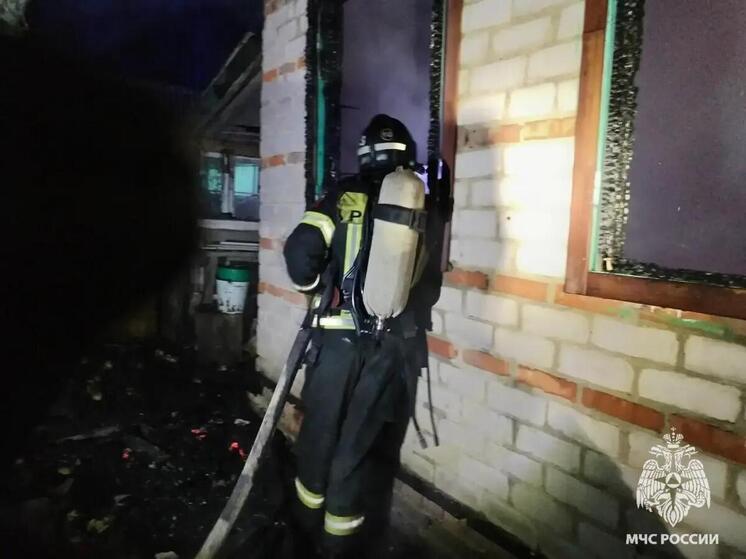 Во Мценском районе полыхала дача