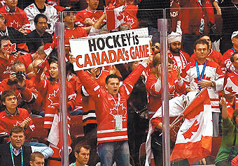 Хоккейный матч с Канадой как апогей национального позора должен привести 
к удалениям в команде высших 
спортивных чиновников