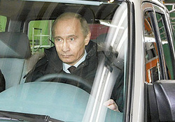 Путин продаст авто Берлускони