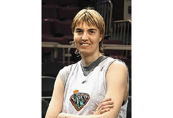 Елена Баранова: “Баскетболистка без игры — что пианист без концерта”