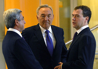 Россия, Белоруссия и Казахстан создали Таможенный союз
