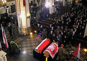В Кракове сегодня пройдет церемония захоронения президента Польши и его супруги