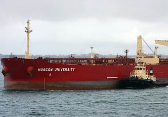 Сомалийские боевики захватили танкер «Московский университет»