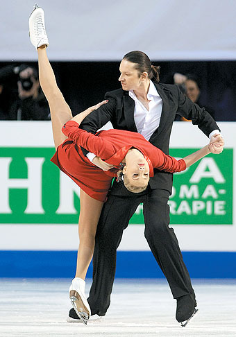 Наш спецкор Ирина Степанцева передает 
с чемпионата Европы по фигурному катанию
