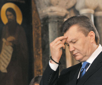 Тимошенко отказалась от иска, но свое поражение не признает