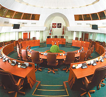 Госдума обязала увеличить число депутатов столичного парламента

