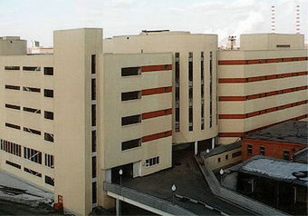 Власти уверяют, что москвичи рады цене в 350 тыс. руб. за машино-место