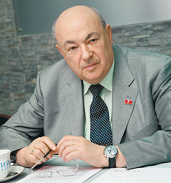 Руководитель столичного стройкомплекса Владимир Ресин: “Нам удалось сохранить нормальную работоспособность стройкомплекса и его ведущих организаций”