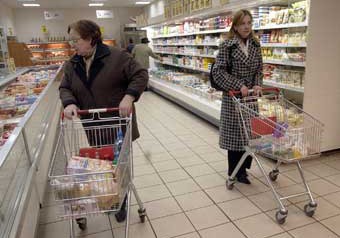Москвичей предостерегли от покупки к празднику некачественных продуктов