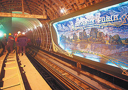 Новые станции метро делают под классиков