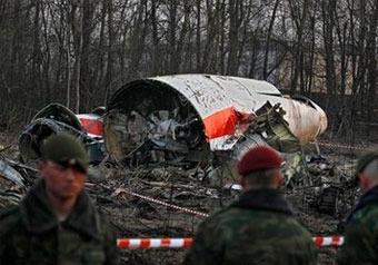 В Интернете появились записи переговоров экипажа Ту-154, на котором разбился польский президент 