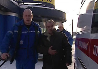 Водитель маршрутного такси, управлявший в приступе “белой горячки” пассажирской “Газелью”, вызвал в среду нешуточный переполох на севере столицы