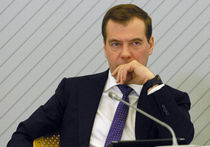 Медведев поспорил с Сечиным, кто в доме хозяин