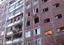 Спасатели разобрали завалы на месте взрыва в жилом доме в Петербурге