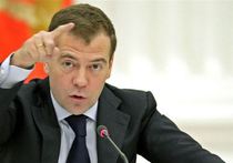 Медведев расставил "своих" по местам