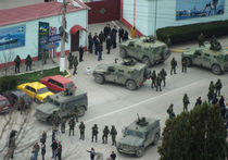 "Курортный роман" России и Крыма: РФ не собиралась на штурм; Херсон, Николаев, Одесса хотят присоедниться к автономии