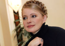 На прошлой неделе экс-премьер обратилась к Конгрессу США с просьбой ввести против России новые санкции и помочь украинским военным - по мелочи: топливом, кое-каким оборудованием и инструкторами