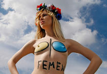 Саммит в Брюсселе «открыли» активистки Femen