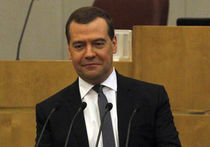 Медведев стал почётным «Орлёнком» 