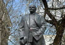 На «Открытой трибуне» помянули Ленина