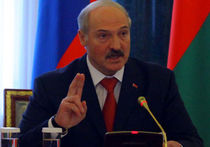 Лукашенко: "Что вы Путина колбасите? Надо было давно дать убежище Сноудену!"