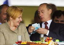 Почему Путин богаче Медведева?