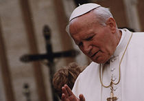 В Италии похищена кровь покойного Папы