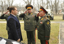 Медведев осадил Жириновского