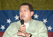 Чавес пока что останется на Кубе