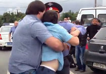 Полиция «зачистила» рынки Москвы: за полдня задержано 300 человек