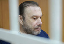 Виктора Батурина признали виновным в мошенничестве