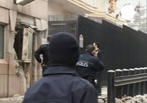 Террористы вновь атаковали посольство США