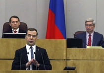 Медведев об экономике: не надо стесняться, покажем зубы и будем расти самостоятельно