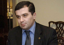 Курс Саакашвили реанимации не подлежит