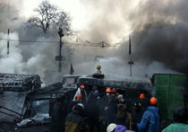 Самоубийцу, повесившегося на Майдане, долго не замечали — мешали лозунги