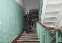 Соседи Магомеда Расулова, избившего полицейского, всем домом пытались выселить его