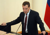 Медведев заставит россиян платить за ЖКХ заранее