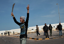 США эвакуируют сотрудников дипмиссий в Тунисе и Судане