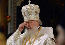 Патриарх Кирилл поведал сенаторам о супружеской измене 