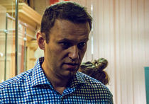 Навального и Офицерова освободили в зале суда. Надолго ли? 