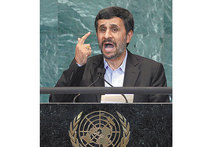 Ахмадинежад нашел виноватых