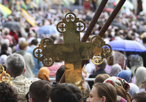 Православные молятся «в защиту веры»