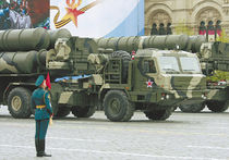 Шойгу поднял тревогу из-за «ракетного удара НАТО по столице России»