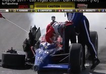 Бывший чемпион "Индикар" разбился в аварии во время гонок