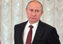 Путин наградил Пьера Кардена орденом и нашел «коллегу» по галерам среди российских императоров