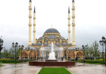 Мечеть “Сердце Чечни” стала символом России