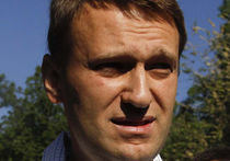 Навальный требует посадок по делу "золотых пистолетов"