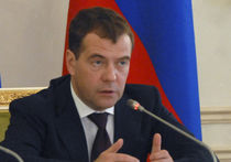 Медведеву не хватает рабочих - олигархов уже достаточно 